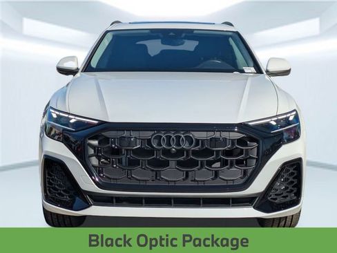 Used 2024 Audi Q8 Premium Plus image 11
