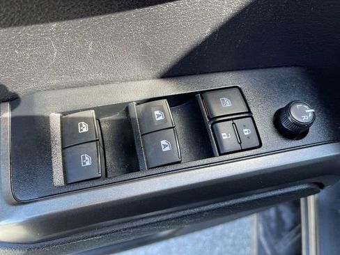 Certified 2023 Toyota Tacoma TRD Off-Road w/ Technology Package image 12