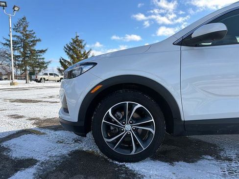 Used 2020 Buick Encore GX Select w/ Advanced Technology Package image 17