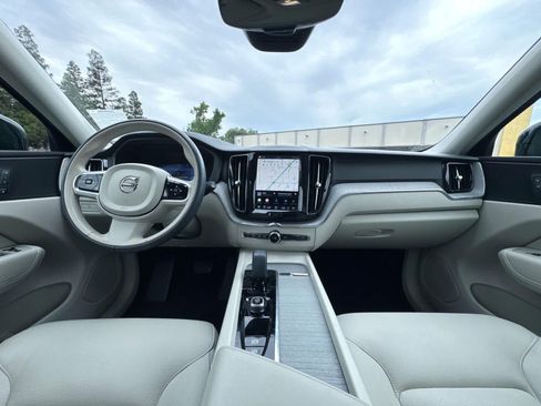 Used 2025 Volvo XC60 T8 Plus w/ Protection Package Premier AWD/4WD image 3