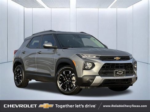 Certified 2023 Chevrolet TrailBlazer LT w/ Convenience Package image 1
