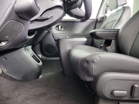 New 2026 Hyundai Ioniq 5 SEL image 28