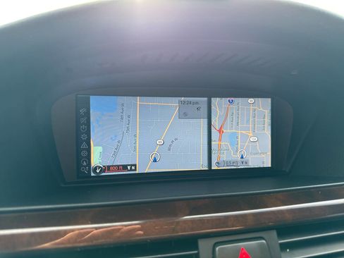 Used 2011 BMW 328i Convertible image 26