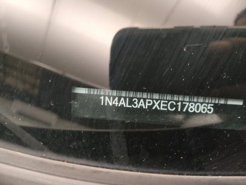 Used 2014 Nissan Altima 2.5 SV w/ Convenience Package FWD image 33