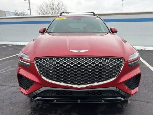 Used 2025 Genesis GV70 3.5T Sport image 8