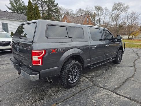 Used 2018 Ford F150 XLT w/ XTR Package image 4