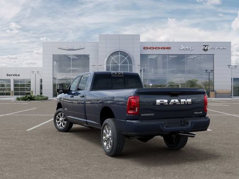 New 2026 RAM 2500 Laramie AWD/4WD image 3