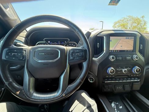 Used 2019 GMC Sierra 1500 Denali w/ Denali Ultimate Package AWD/4WD image 22