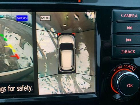 Used 2019 Nissan Rogue SV w/ Premium Package image 28