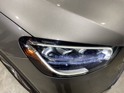 Certified 2022 Mercedes-Benz GLC 300 w/ Premium Package Lite image 20