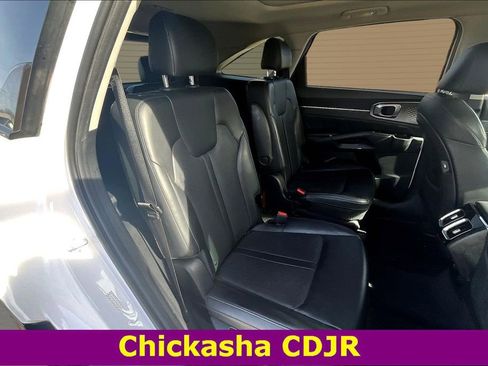 Used 2022 Kia Sorento SX image 25