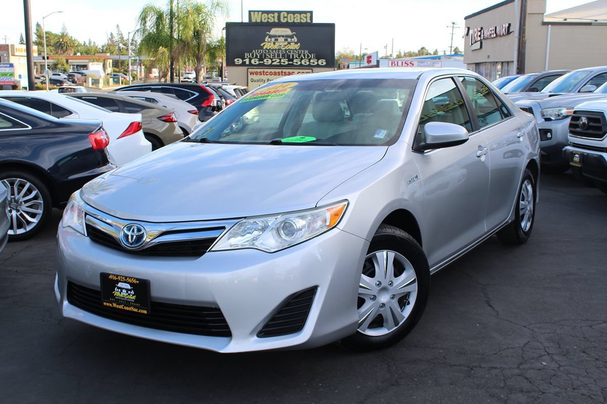 Used 2014 Toyota Camry LE FWD image 39
