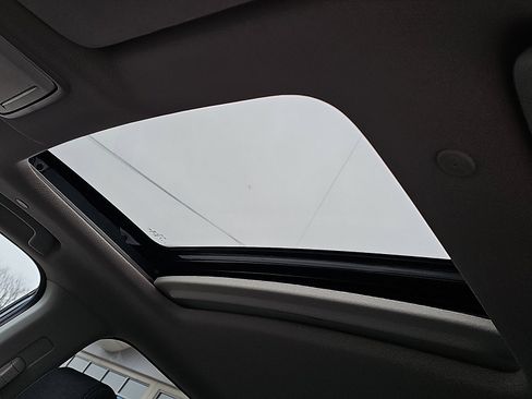 Used 2024 Honda CR-V EX image 15