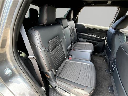New 2026 Nissan Pathfinder Rock Creek AWD/4WD image 20