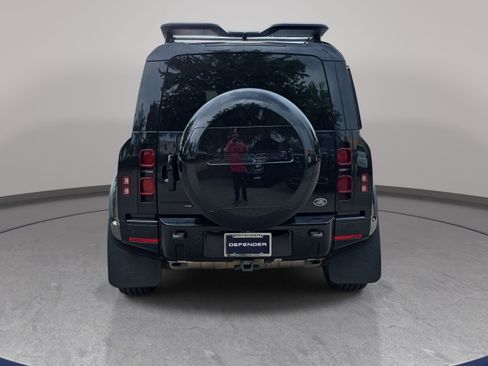 Used 2023 Land Rover Defender 110 X-Dynamic SE AWD/4WD image 6