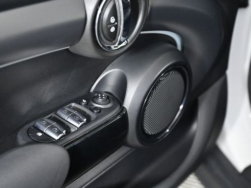 Certified 2024 MINI Cooper S image 23