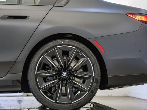 New 2026 BMW 740i w/ Premium Package image 11