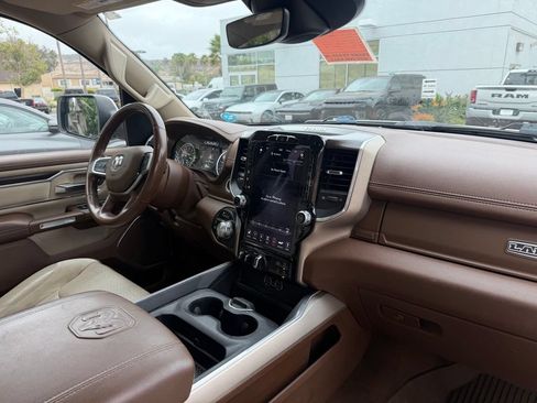 Used 2021 RAM 1500 Laramie AWD/4WD image 18