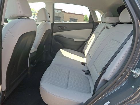 Used 2023 Hyundai Kona SEL AWD/4WD image 11