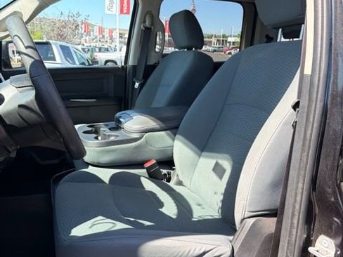 Used 2017 RAM 1500 Express w/ Black Ram 1500 Express Group AWD/4WD image 13
