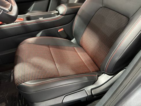 Certified 2025 Nissan Kicks SR AWD/4WD image 27