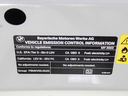 Used 2023 BMW i4 eDrive35 w/ Premium Package RWD image 28