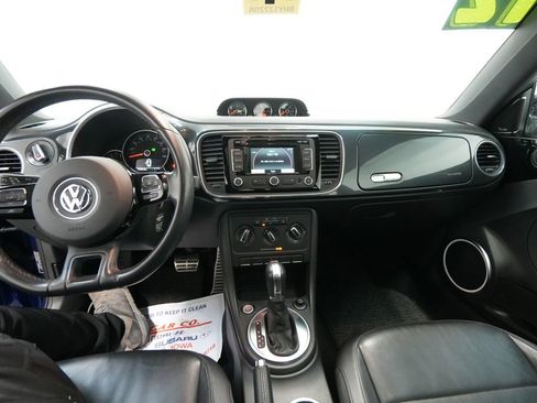 Used 2012 Volkswagen Beetle Turbo FWD image 25