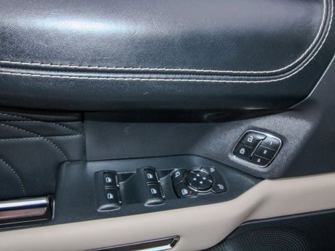 Used 2022 Ford Expedition Max Platinum AWD/4WD image 14