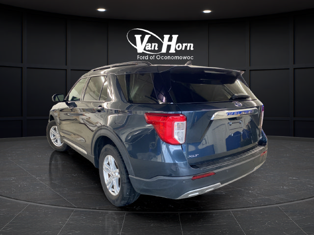 Used 2022 Ford Explorer XLT w/ Equipment Group 202A AWD/4WD image 5