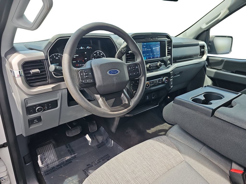 Used 2022 Ford F150 XLT w/ Trailer Tow Package AWD/4WD image 16