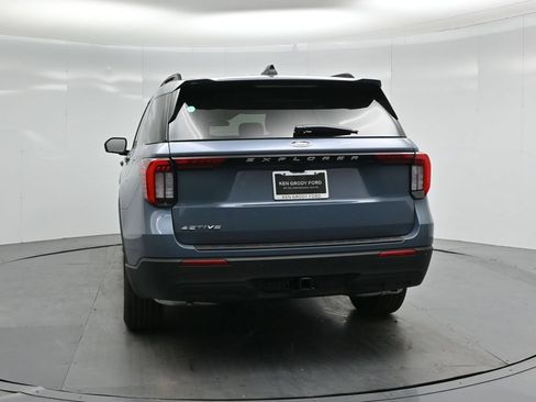 New 2026 Ford Explorer Active RWD image 26
