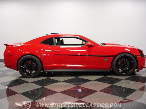 Used 2010 Chevrolet Camaro SS w/ RS Package image 14