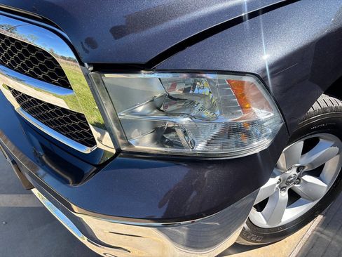 Used 2018 RAM 1500 Classic SLT image 21