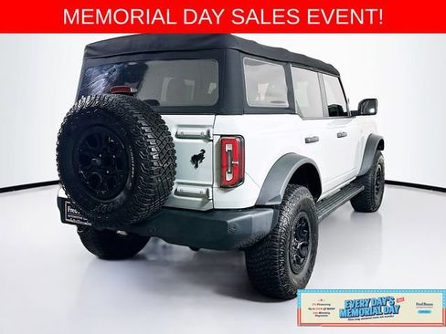 Certified 2022 Ford Bronco Wildtrak AWD/4WD image 8