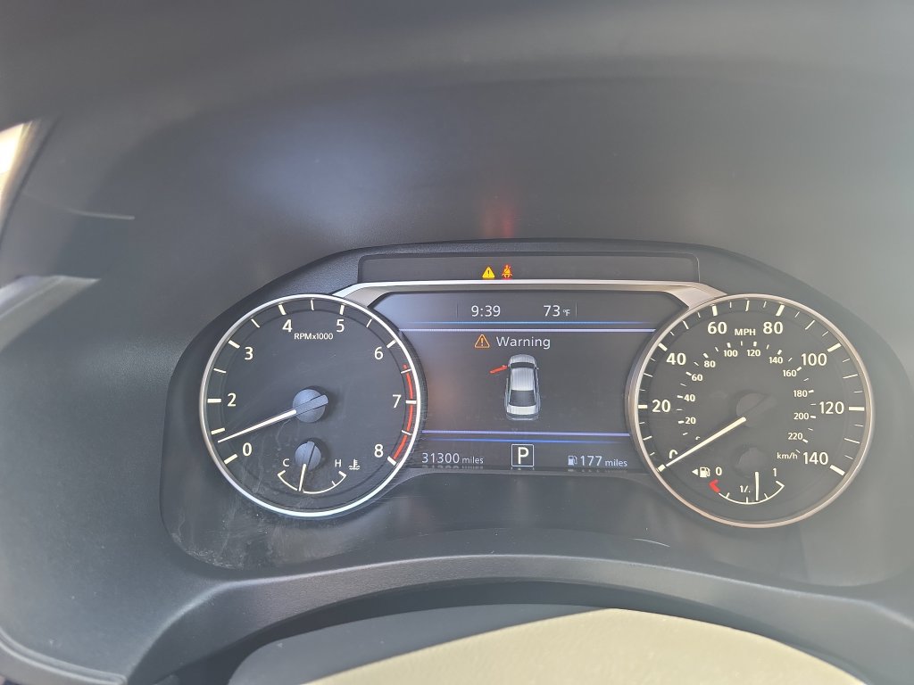 Used 2025 Nissan Altima 2.5 SV FWD image 15