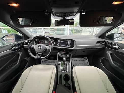 Used 2019 Volkswagen Jetta R-Line image 22
