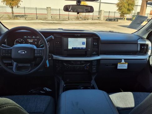 New 2026 Ford F250 XLT w/ FX4 Off-Road Package image 7