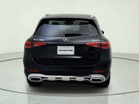 Used 2023 Mercedes-Benz GLC 300 4MATIC image 10