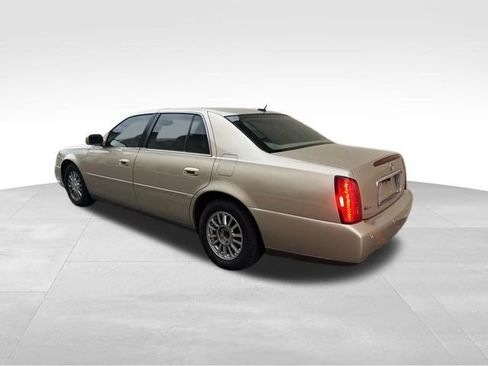 Used 2005 Cadillac De Ville DHS w/ Equipment Group FWD image 9