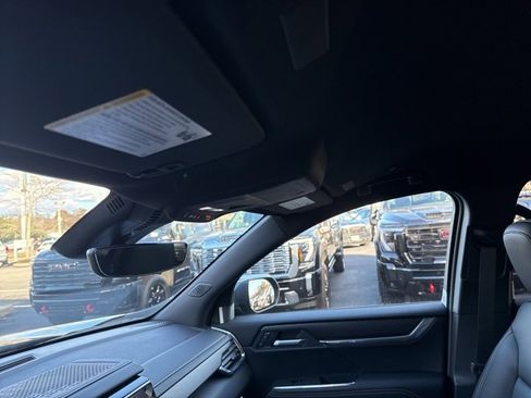 New 2026 GMC Acadia Elevation image 16