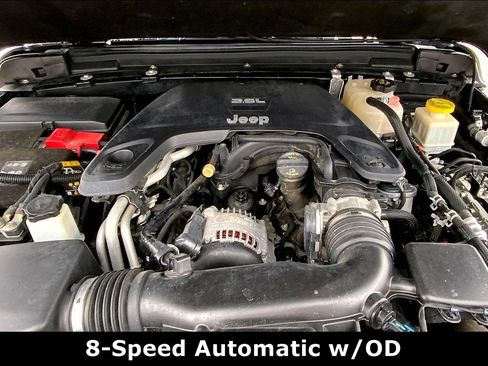 Used 2020 Jeep Gladiator Sport w/ Quick Order Package 24S image 10