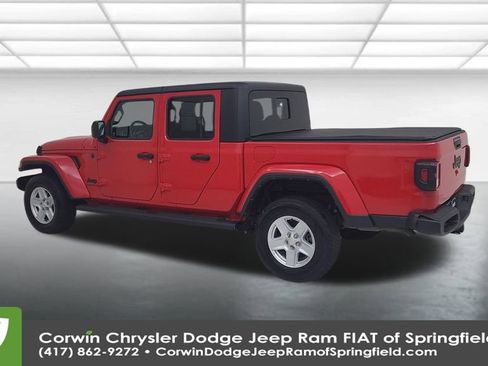 Used 2022 Jeep Gladiator Sport image 10