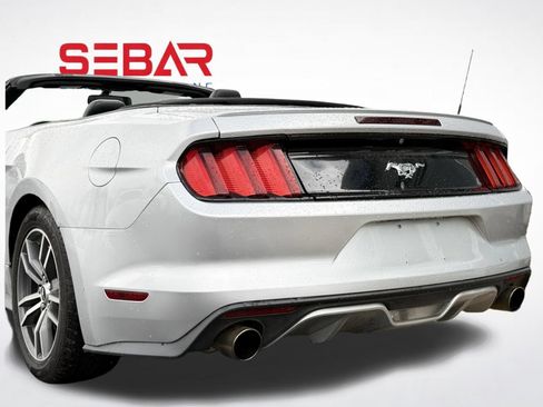 Used 2017 Ford Mustang Premium RWD image 5