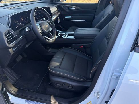 New 2026 Chevrolet Traverse High Country image 9