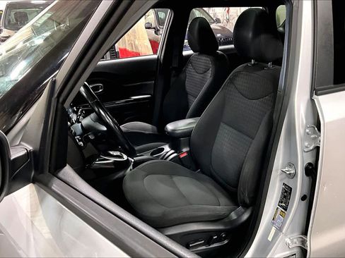 Used 2015 Kia Soul ! w/ Sun & Sound Package image 8