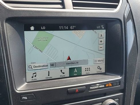Used 2018 Ford Explorer XLT w/ Equipment Group 202A AWD/4WD image 27