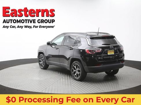 Used 2025 Jeep Compass Limited AWD/4WD image 60