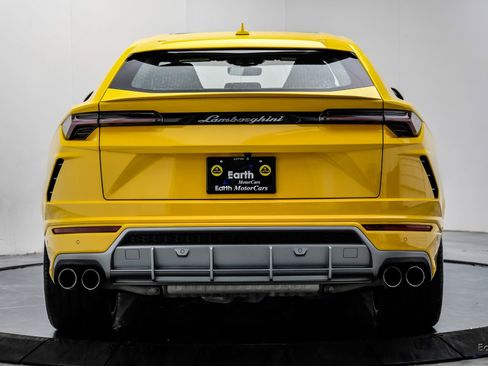 Used 2021 Lamborghini Urus AWD/4WD image 12