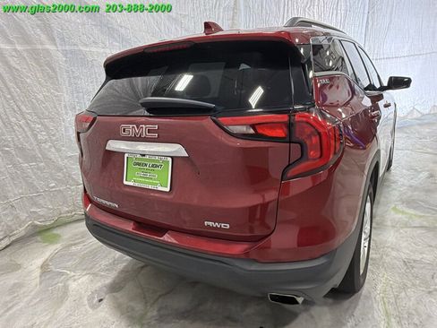 Used 2018 GMC Terrain SLE w/ Driver Convenience Package AWD/4WD image 8
