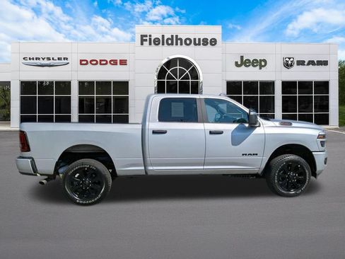 Used 2026 RAM 2500 Big Horn AWD/4WD image 4